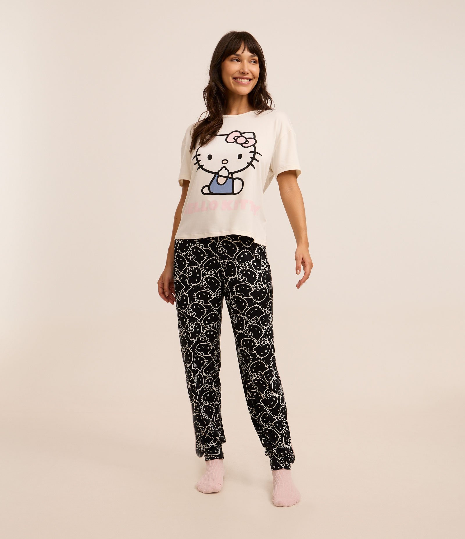 Blusa de Pijama com Estampa da Hello Kitty Bege 2