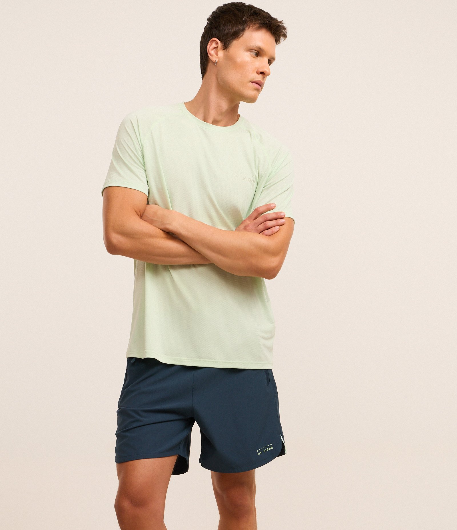 Bermuda Esportiva em Ripstop com Bolsos Funcionais e Estampa Localizada Azul 3