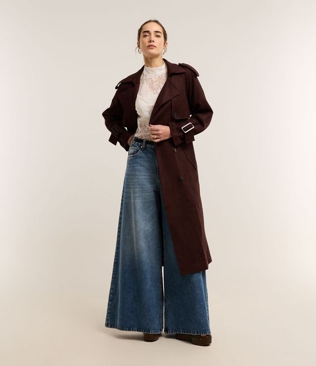 Trench Coat com Cinto Afivelado e Fivela no Punhp