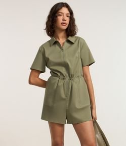 Macaquinho Viscose com Zíper Tratorado e Puxadores na Cintura