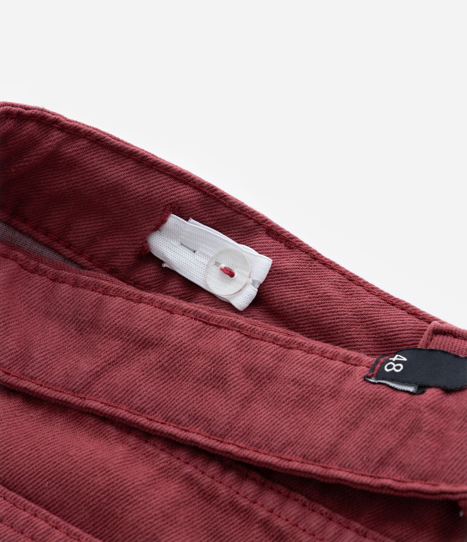 Calça Mom em Sarja Curve & Plus Size Bordô 9