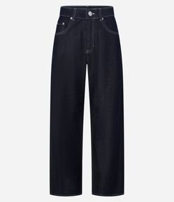 Calça Skater em Jeans com Pesponto Contrastante