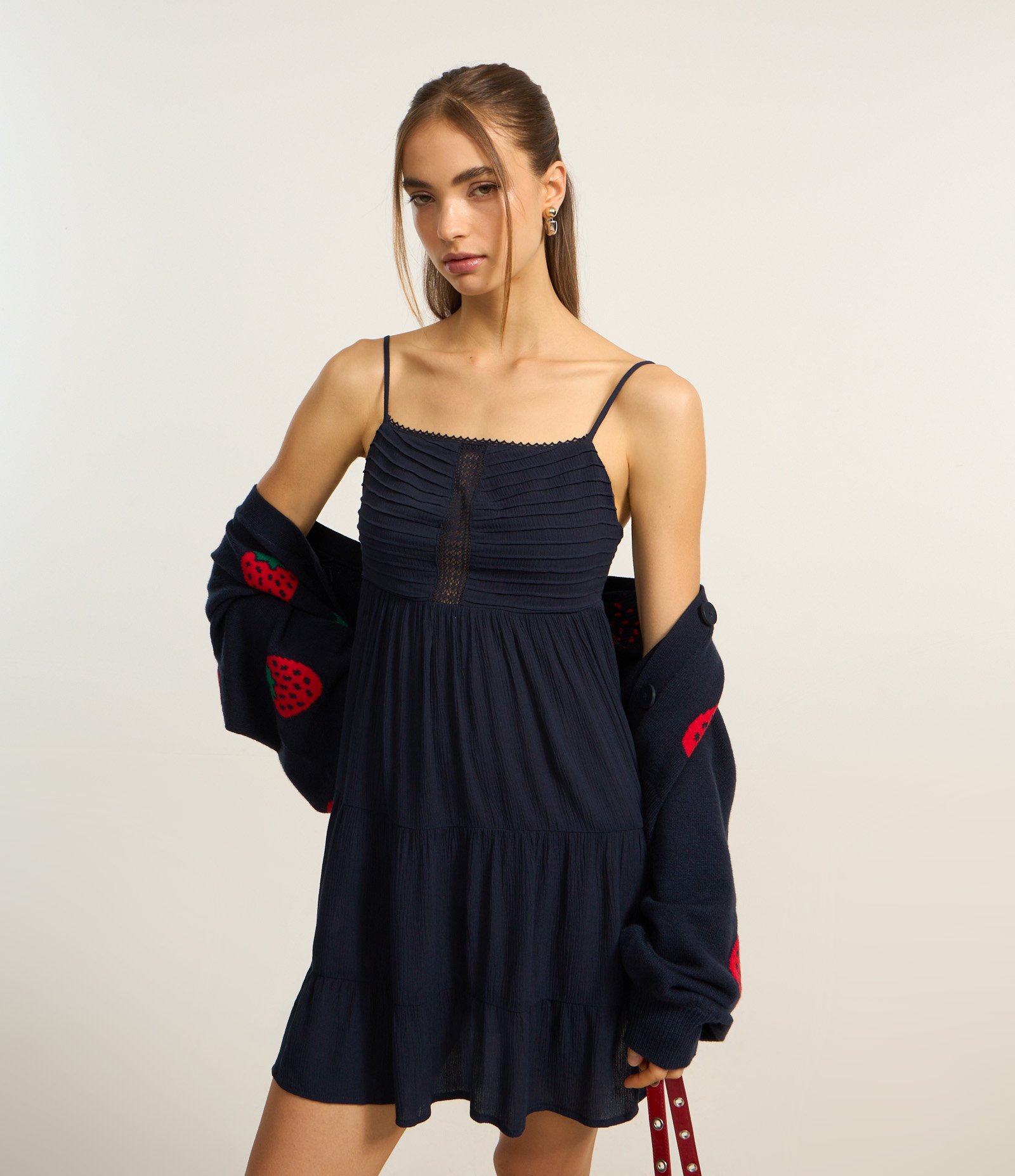 Vestido Godê em Crepe com Detalhe no Busto Azul Marinho 1