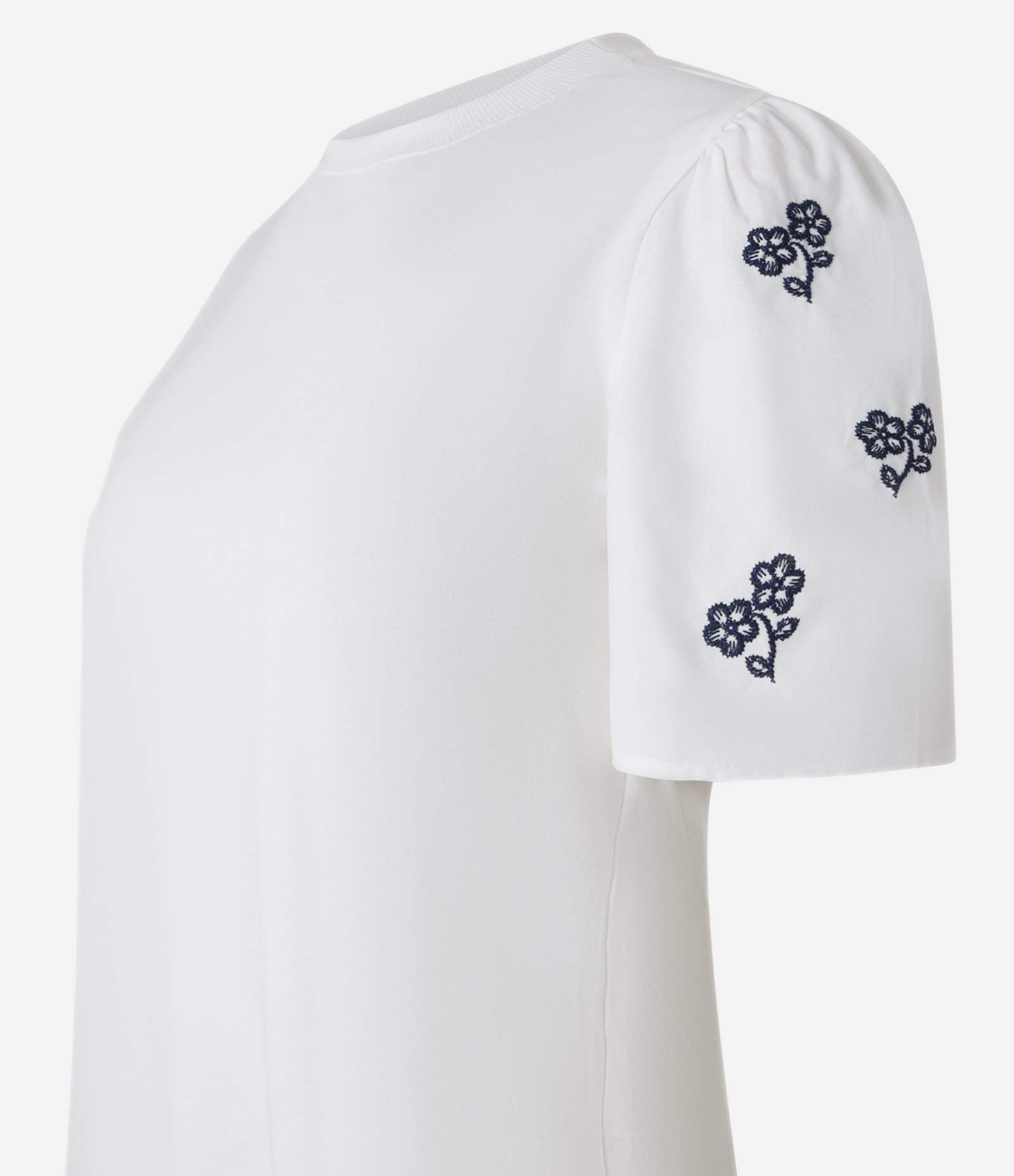 Blusa em Algodão com Bordado Floral na Manga Bufante Branco 6