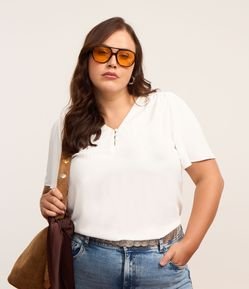 Blusa em Crepe com Franzido no Ombro Curve & Plus Size