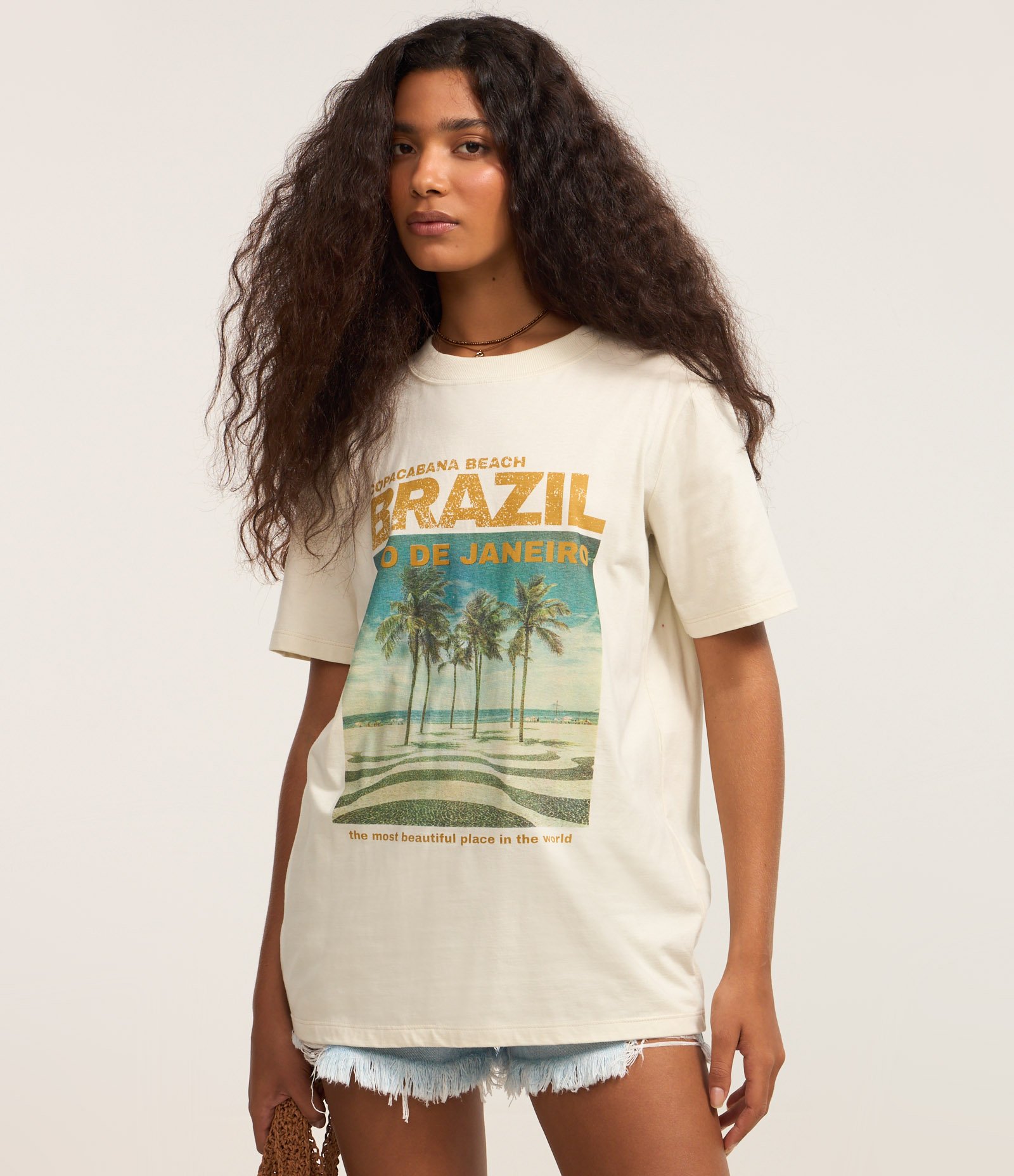 Camiseta T-shirt em Algodão com Estampa Copacabana Beach Brazil Branco 3