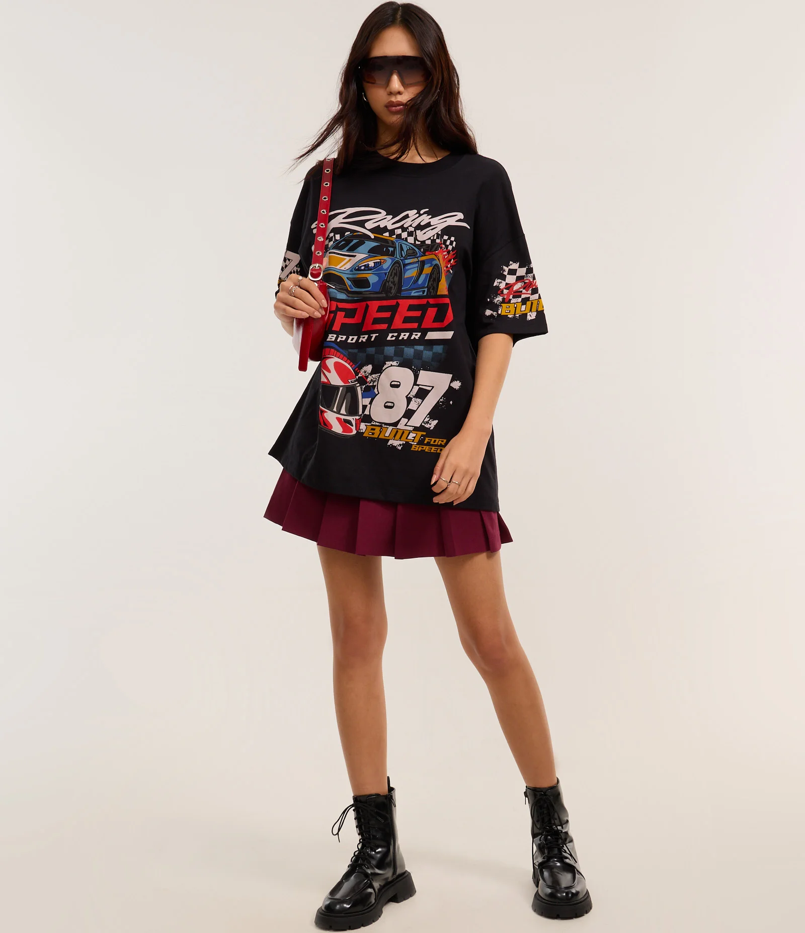 Camiseta Oversized em Algodão com Estampa Gráfica Racing Preto 2