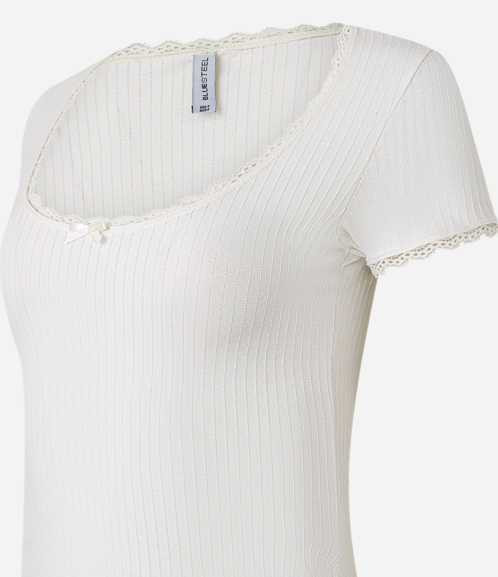Blusa em Algodão com Rendinha e Laço no Decote Branco 4