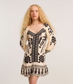 Vestido Godê Curto em Chalis com Estampa Tropical