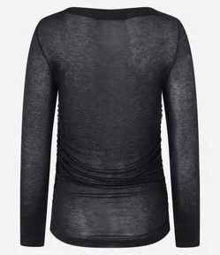 Blusa em Malha de Viscose com Gola Assimétrica Rente ao Pescoço
