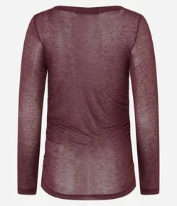 Blusa em Malha de Viscose com Gola Assimétrica Rente ao Pescoço