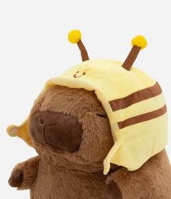 Pelúcia em Forma de Capivara com Fantasia de Abelha