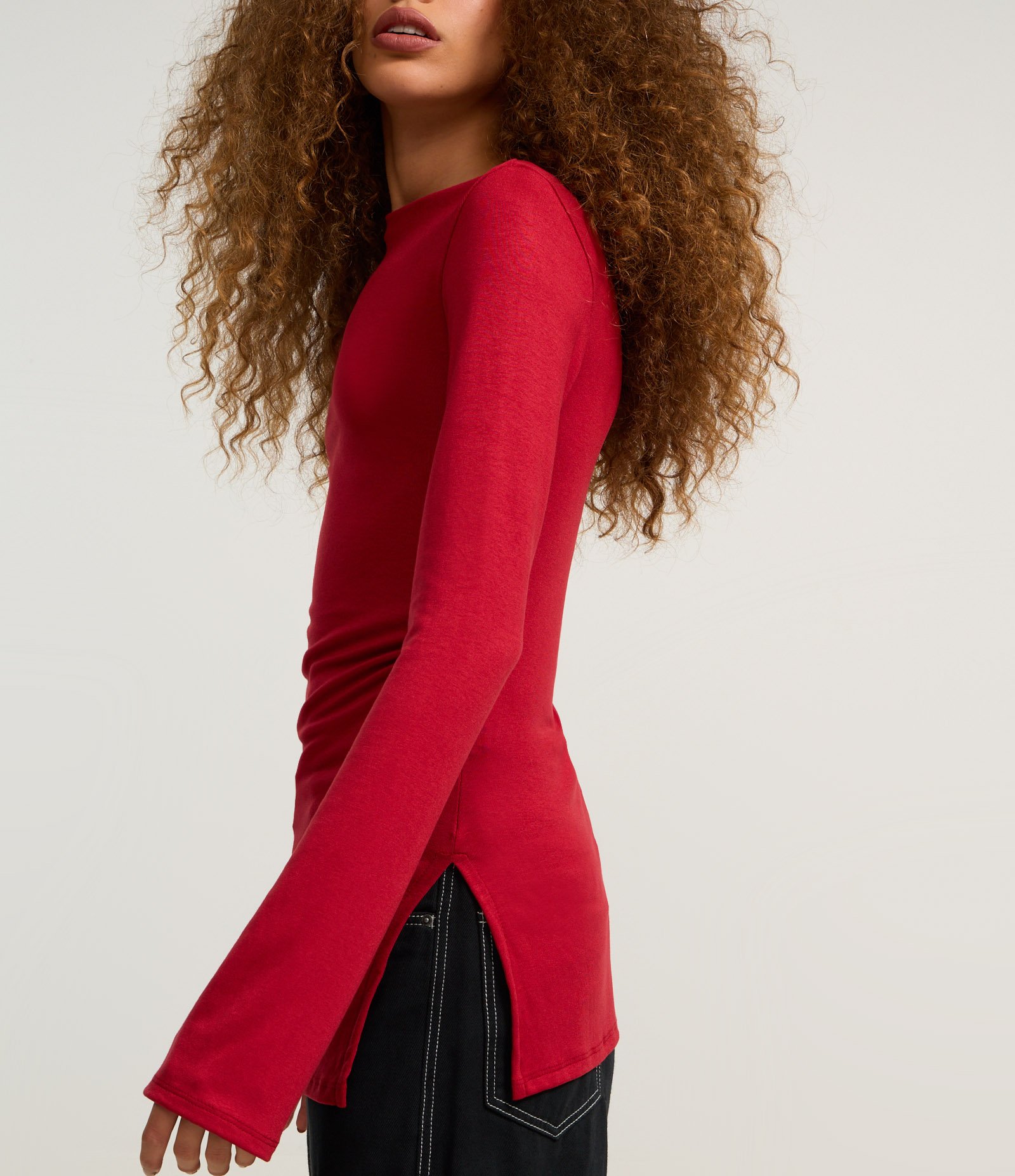 Blusa em Ribana com Franzido Lateral e Gola Altinha Vermelho 3