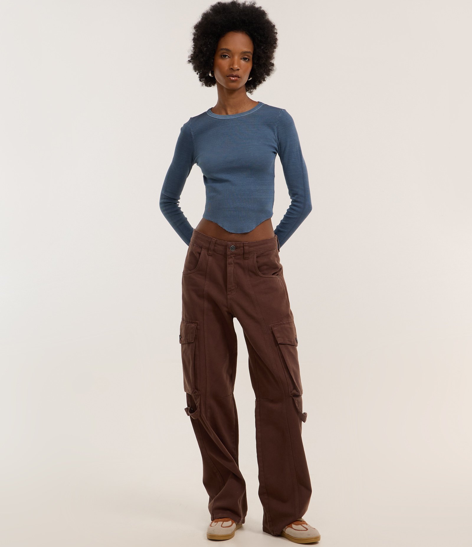 Blusa em Ribana com Barra Assimétrica Azul Estonado 2