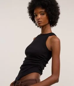 Regata em Ribana com Franzido nas Laterais e Barra Assimétrica