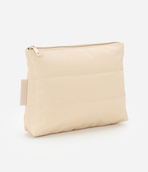 Nécessaire Trapézio com Etiqueta Embossed e Pespontos