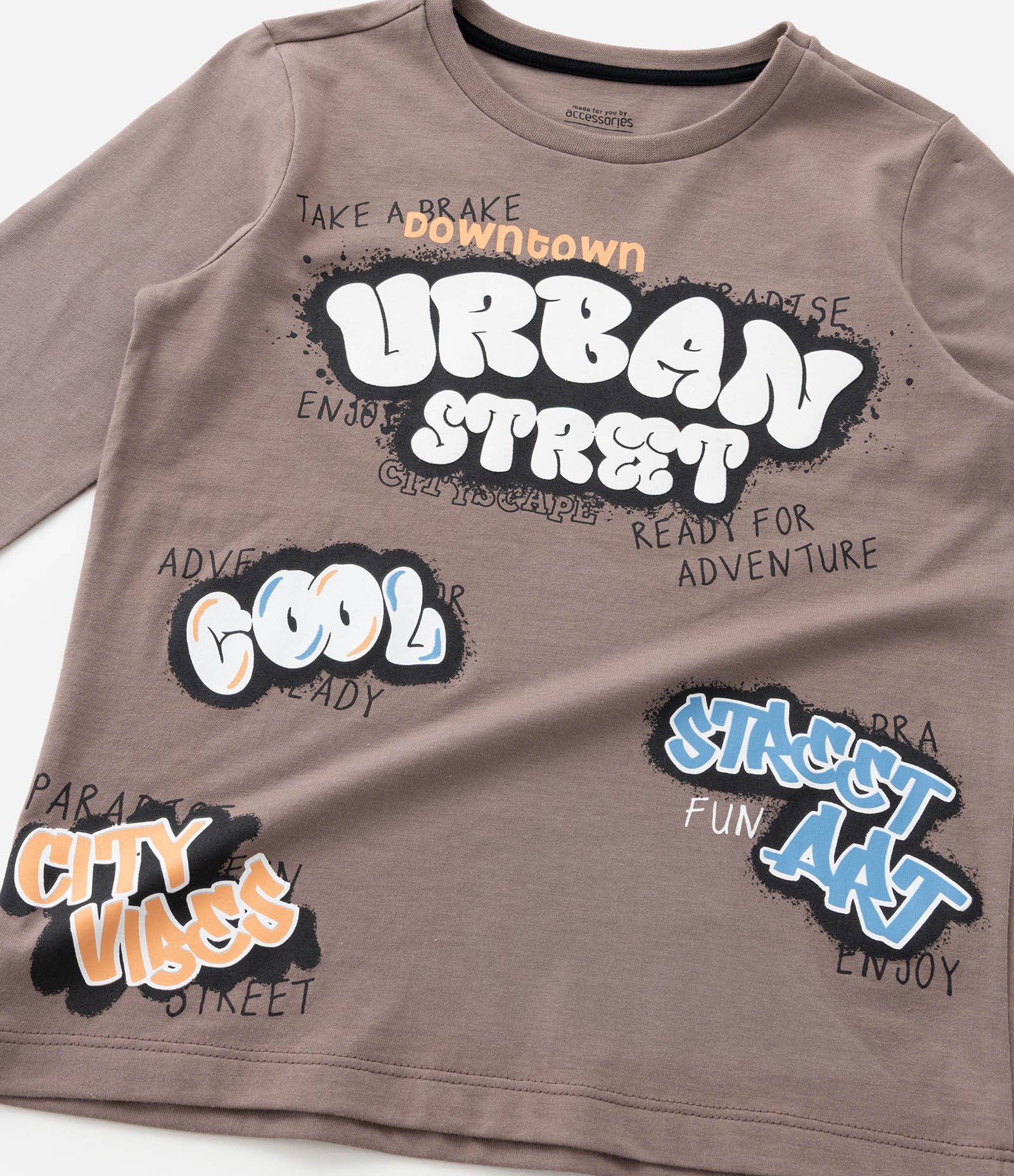 Pijama Infantil com Estampa Grafitada - Tam 5 a 14 Anos Marrom/Preto 9