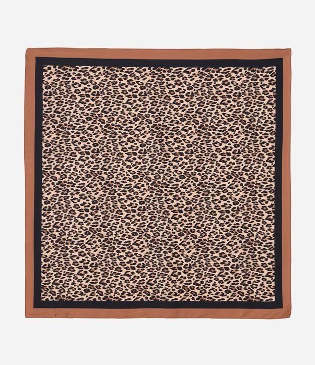 Lenço Quadrado em Cetim com Estampa Animal Print Onça
