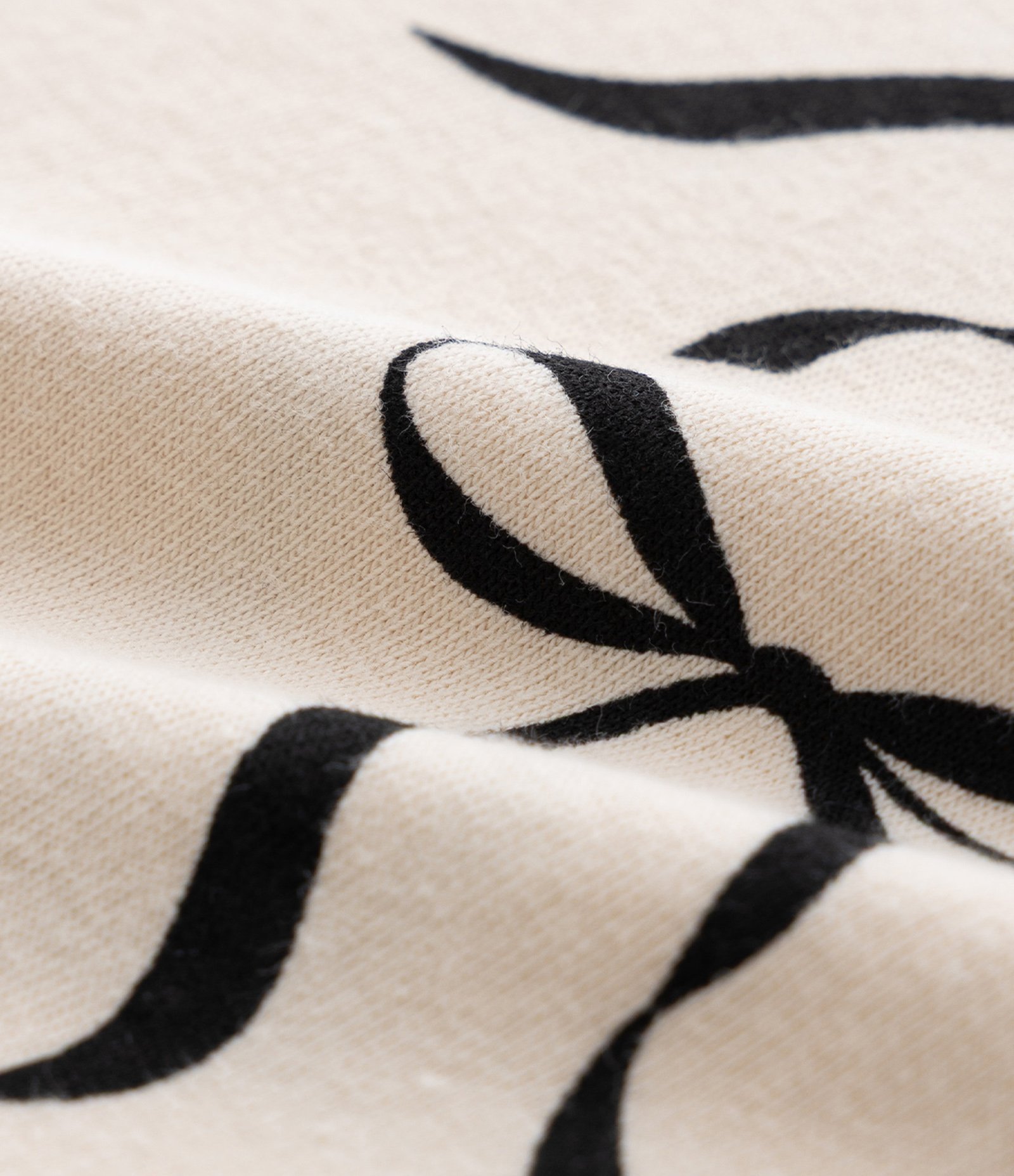 Camiseta Curta Infantil com Estampa Lacinhos - Tam 5 a 14 Anos Bege 3