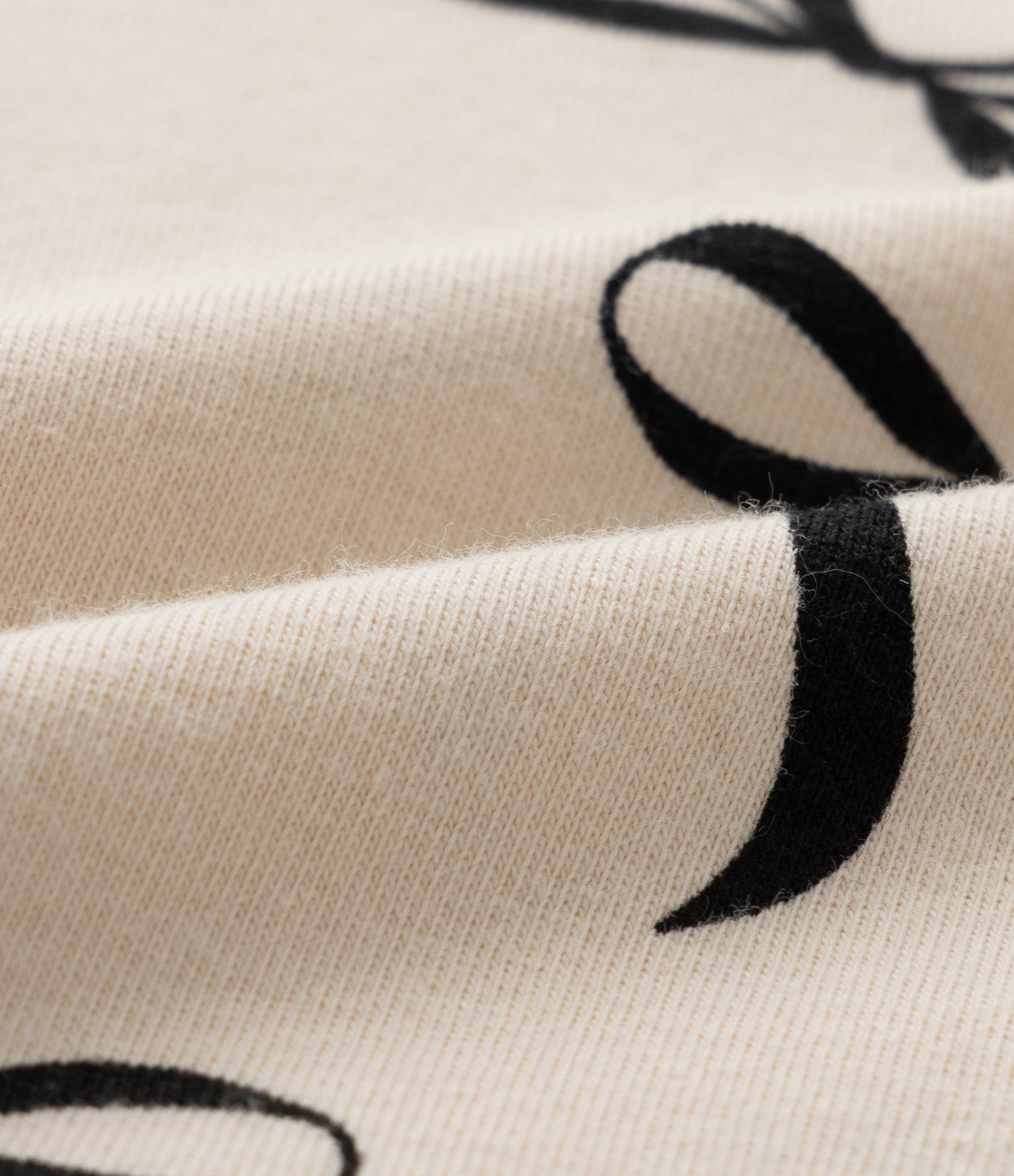 Camiseta Curta Infantil com Estampa Lacinhos - Tam 5 a 14 Anos Bege 3