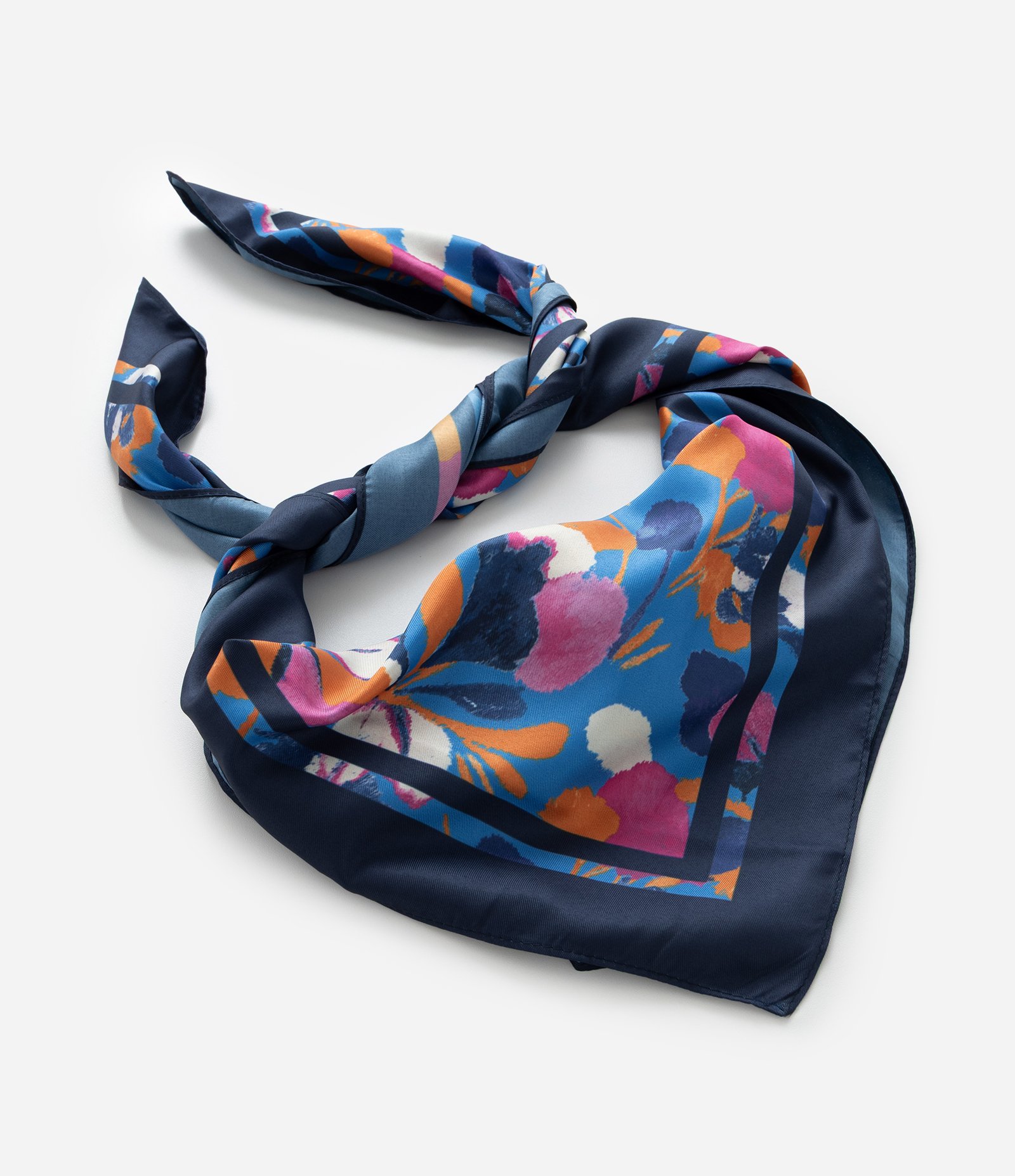 Lenço Quadrado em Cetim com Estampa Floral Azul 2