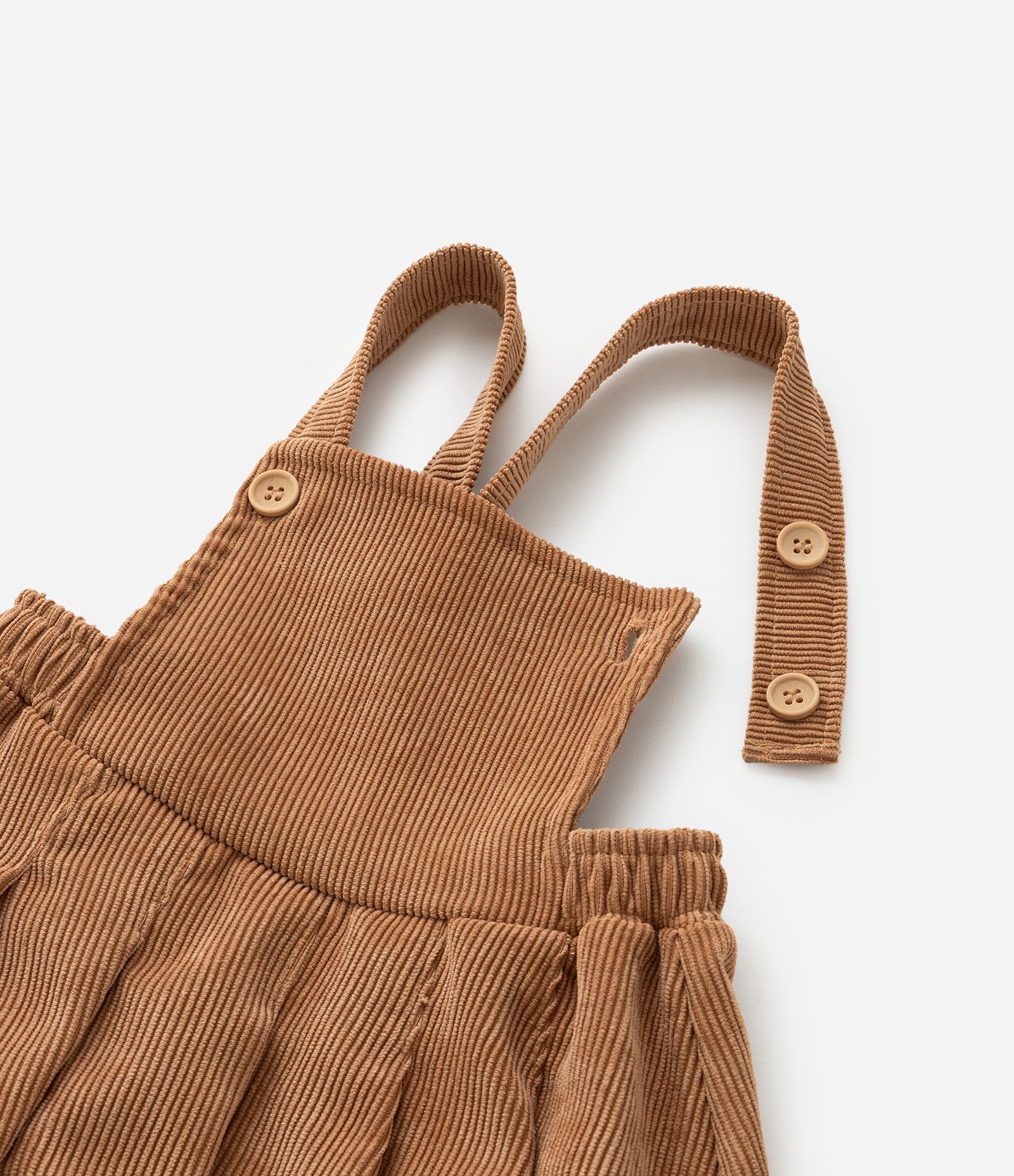 Salopete Infantil em Veludo com Pregas - Tam 0 a 18 meses Marrom 7