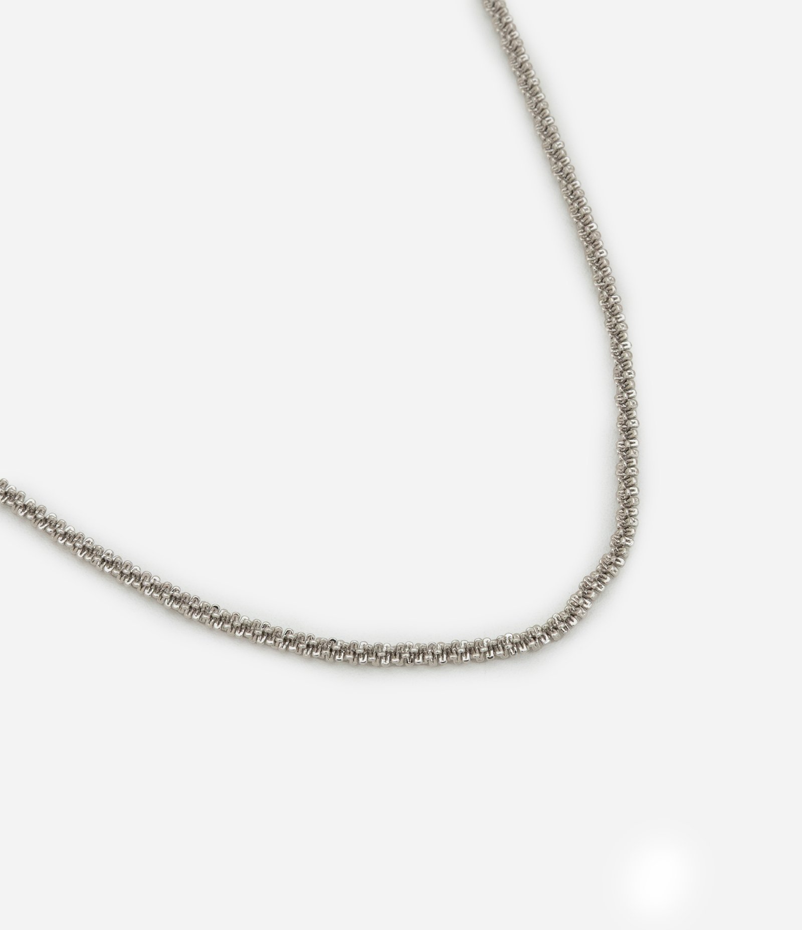 Colar Longo em Metal com Textura Diamantada Prata 1