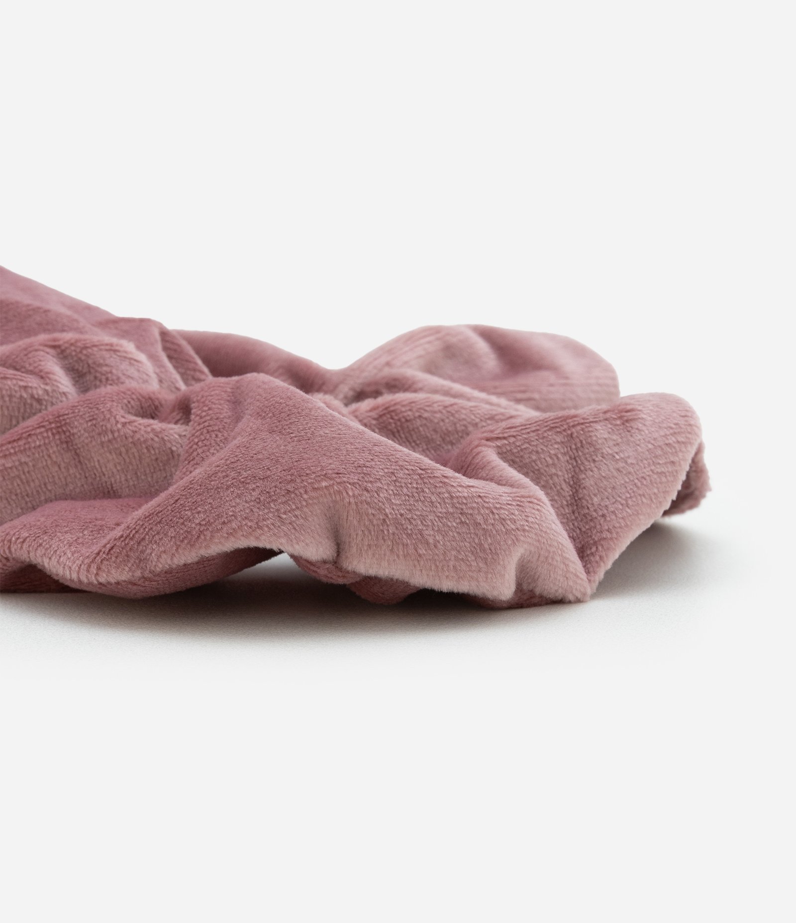 Maxi Scrunchie com Textura Aveludada Rosa 2
