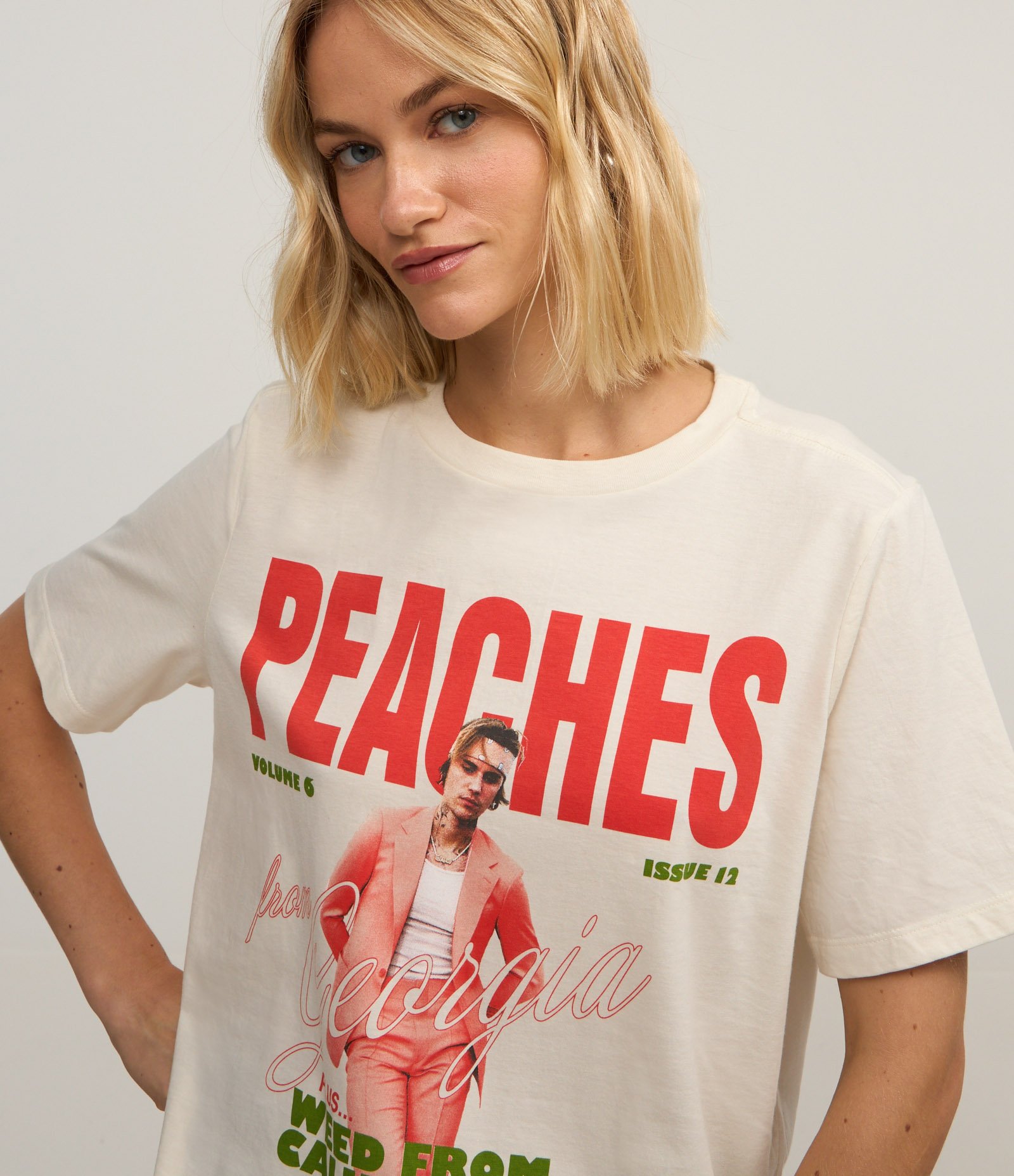 Camiseta T-shirt em Algodão com Estampa Peaches Justin Bieber Branco 1