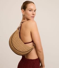 Bolsa Meia Lua Transversal Boho com Efeito Palha e Gorgorão