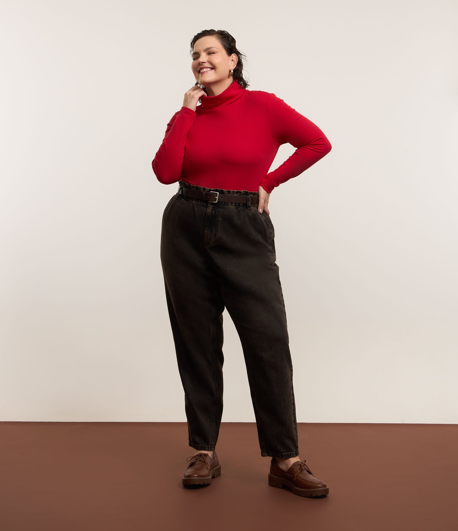 Blusa em Ribana com Gola Alta Curve & Plus Size Vermelho 2