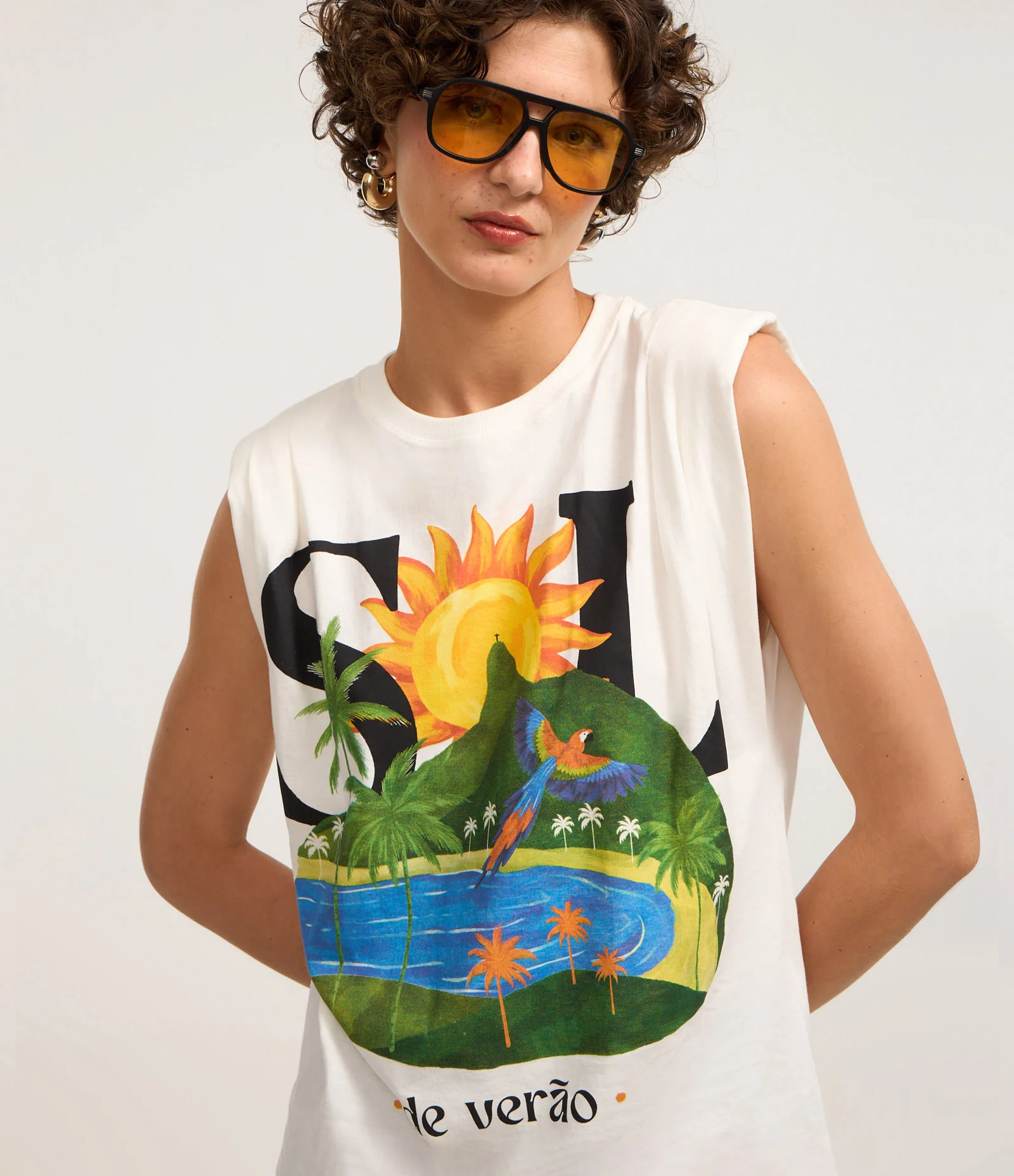 Blusa Muscle Alongada em Algodão com Estampa Sol de Verão Branco 1