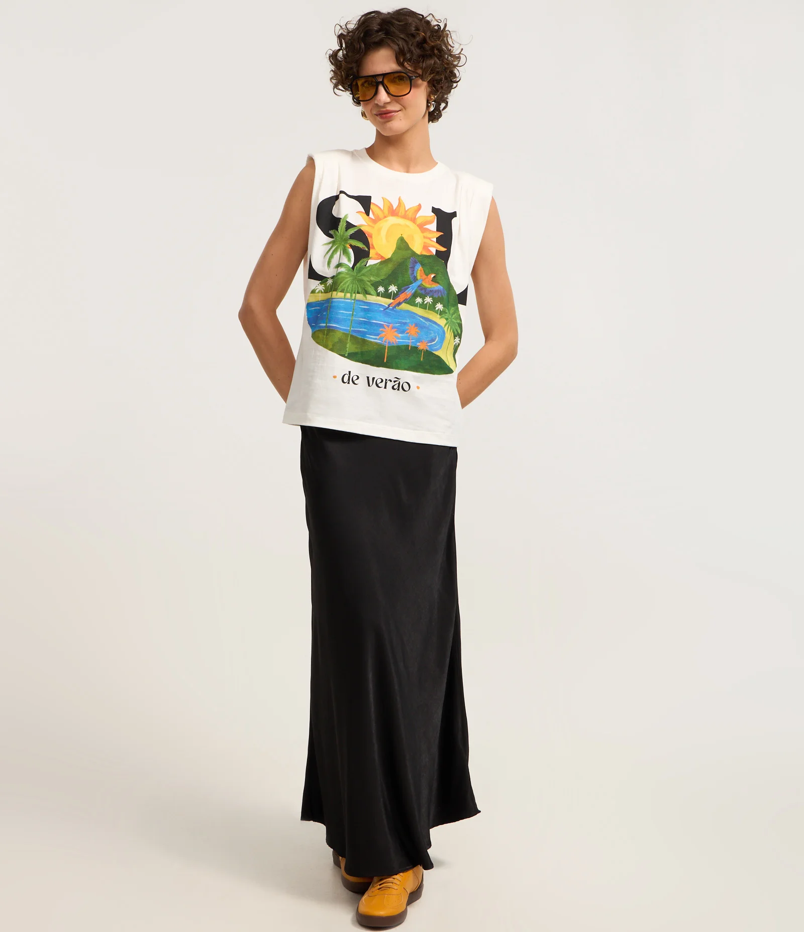 Blusa Muscle Alongada em Algodão com Estampa Sol de Verão Branco 2