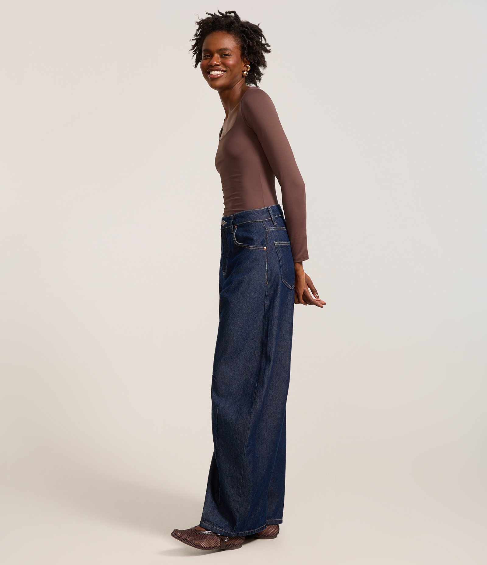 Body em Microfibra com Decote Quadrado Marrom 2