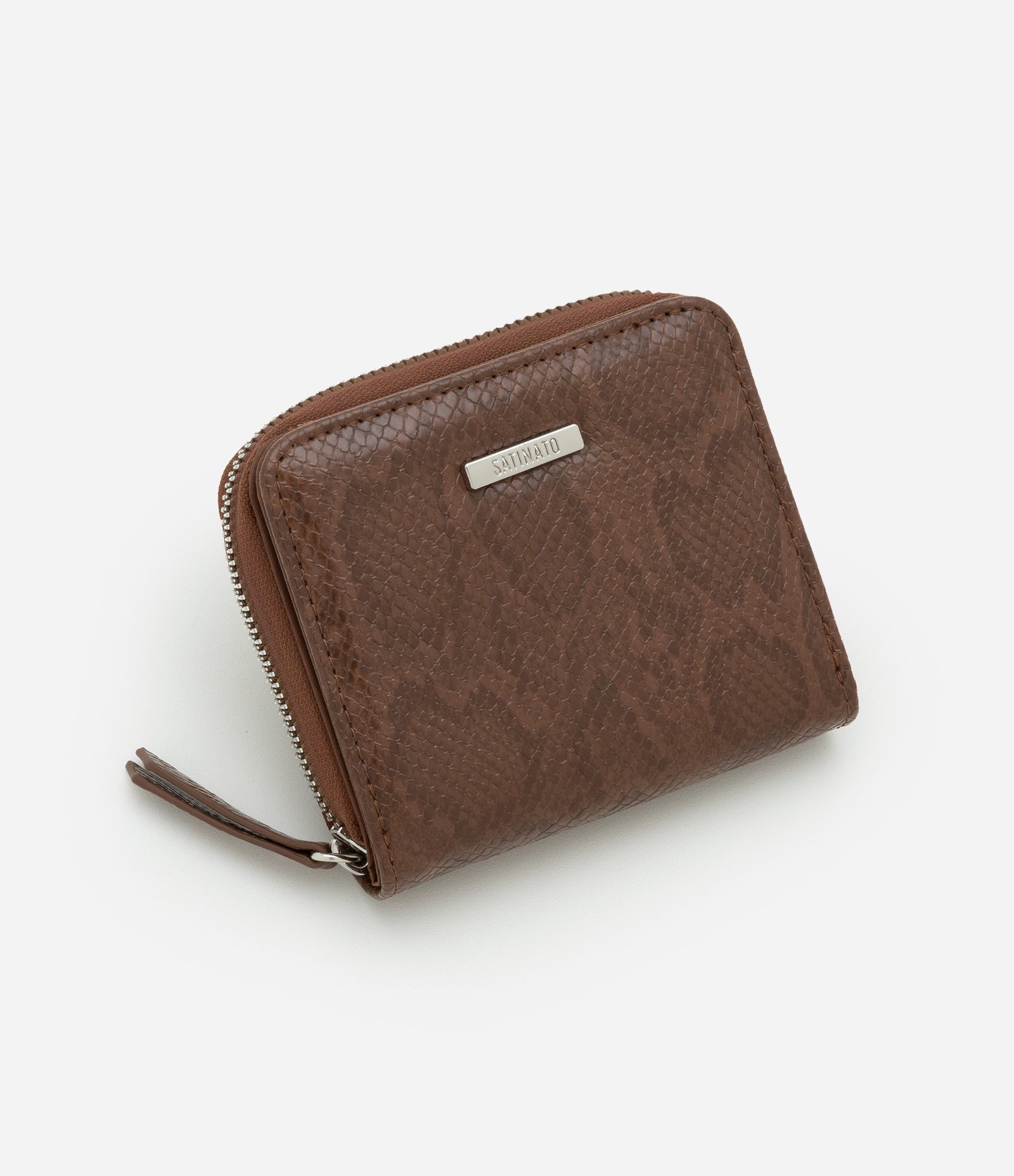 Carteira Pequena com Textura de Cobra Marrom 1