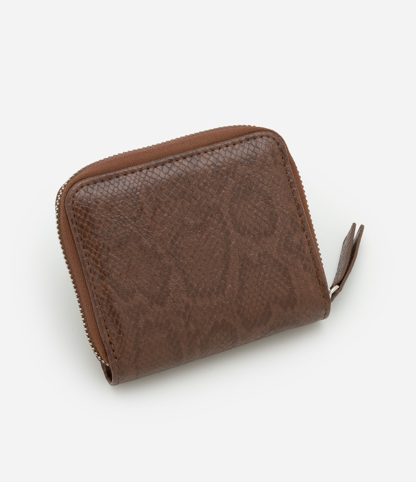 Carteira Pequena com Textura de Cobra Marrom 3