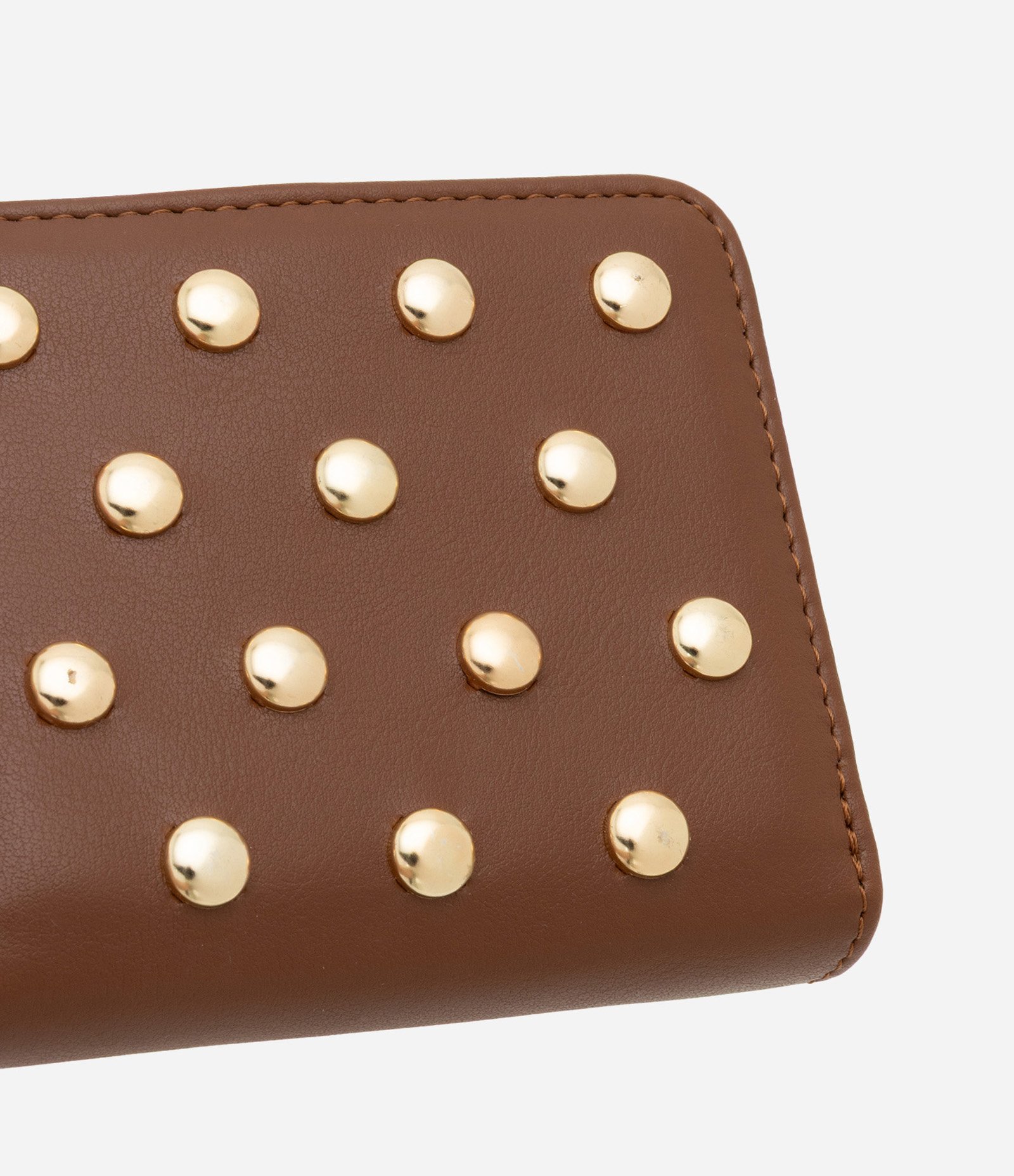Carteira Pequena com Studs Contrastantes Marrom 4