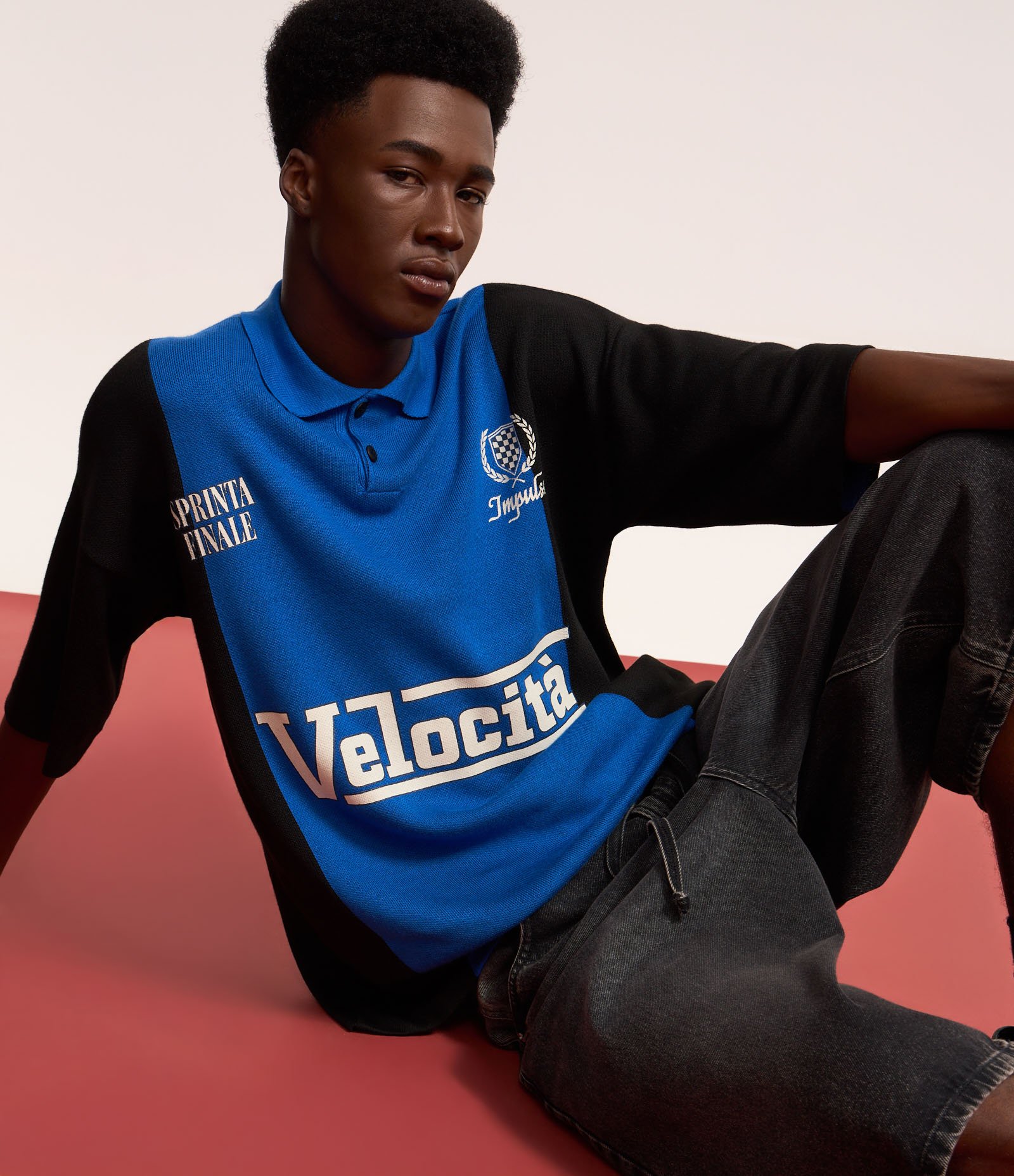 Camiseta Boxy Esportiva em Tricô com Estampa Velocita Azul 3