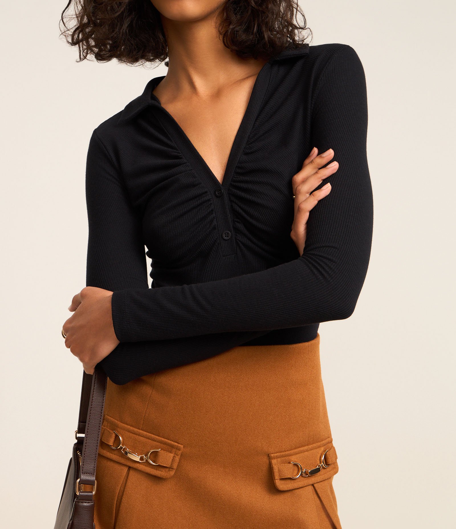 Body em Ribana com Gola Polo e Franzidos no Busto Preto 6