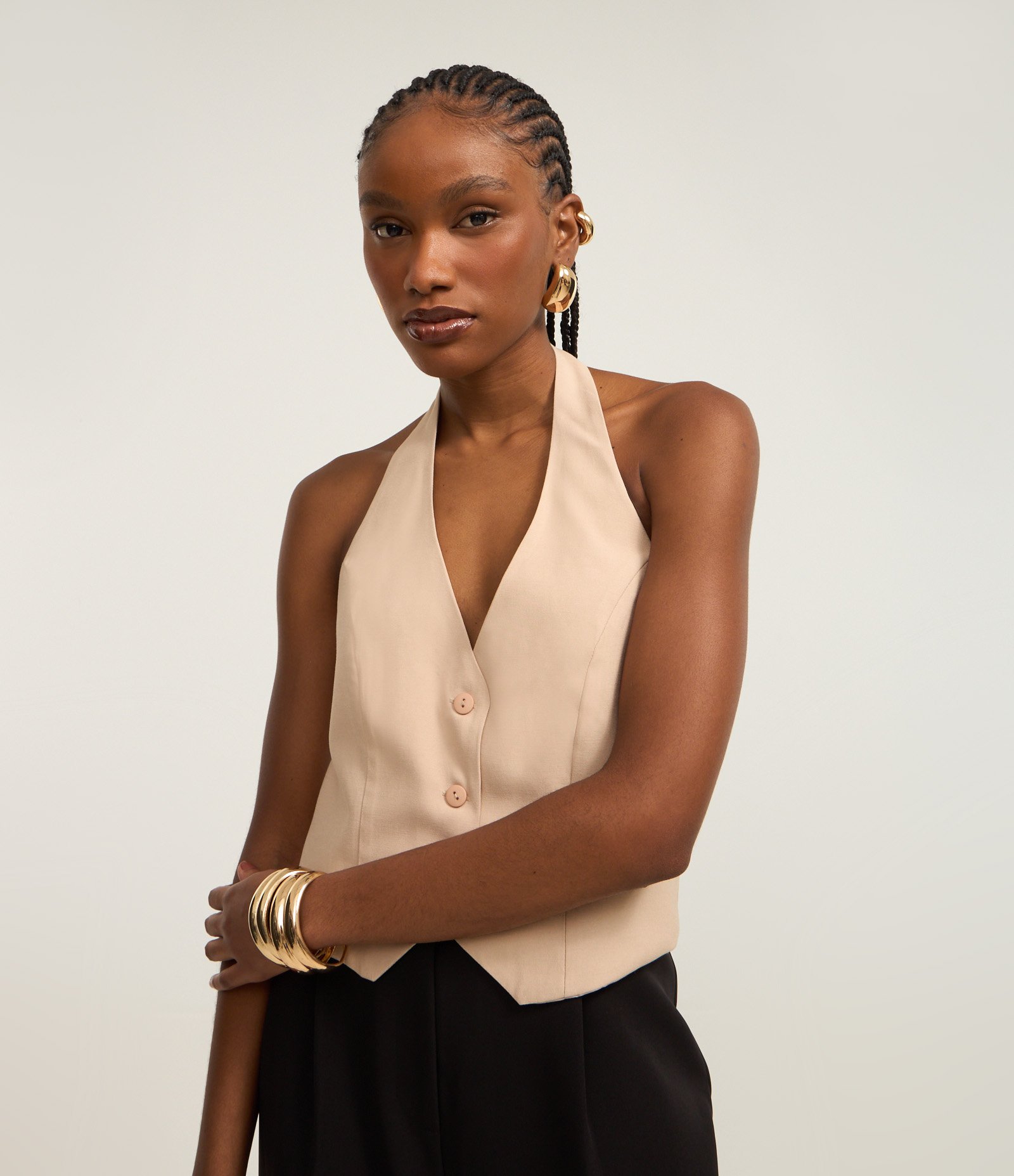 Blusa Frente Única Alfaiatada em Viscose com Costas Abertas Bege 1