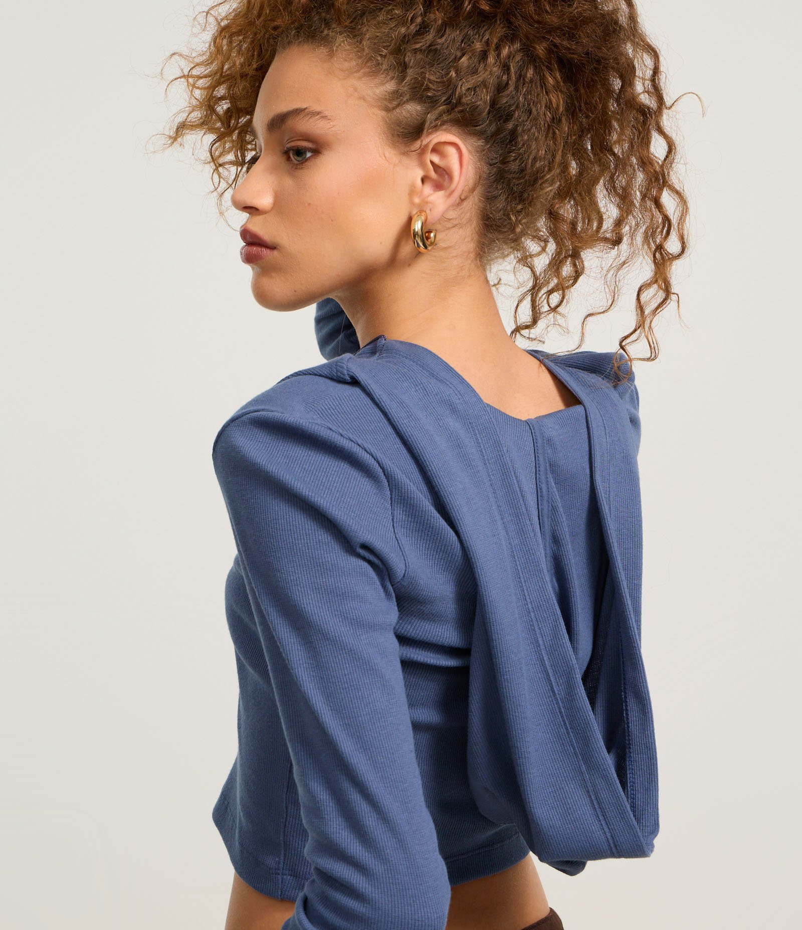 Casaco em Ribana com Capuz e Zíper Azul 4