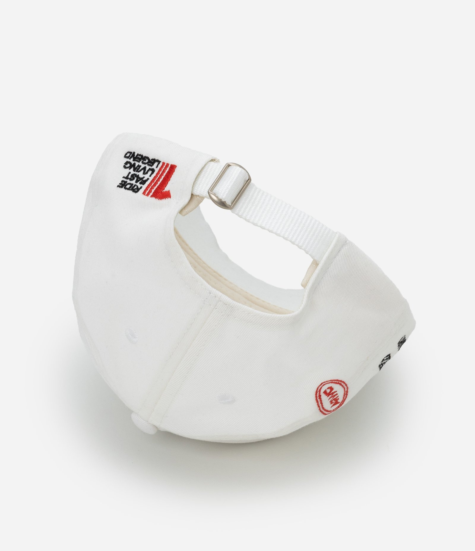 Boné em Sarja com Estampa Bordada Lettering Branco 9