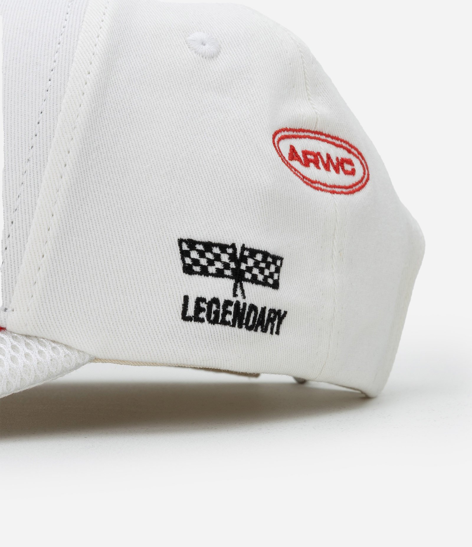 Boné em Sarja com Estampa Bordada Lettering Branco 5