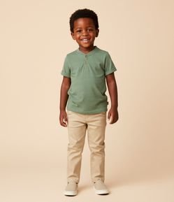 Camiseta Infantil Texturizada com Gola Henley - Tam 1 a 6 Anos