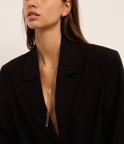 Conjunto de Colar Gravatinha em Rabo de Rato com Strass e Brinco Argola