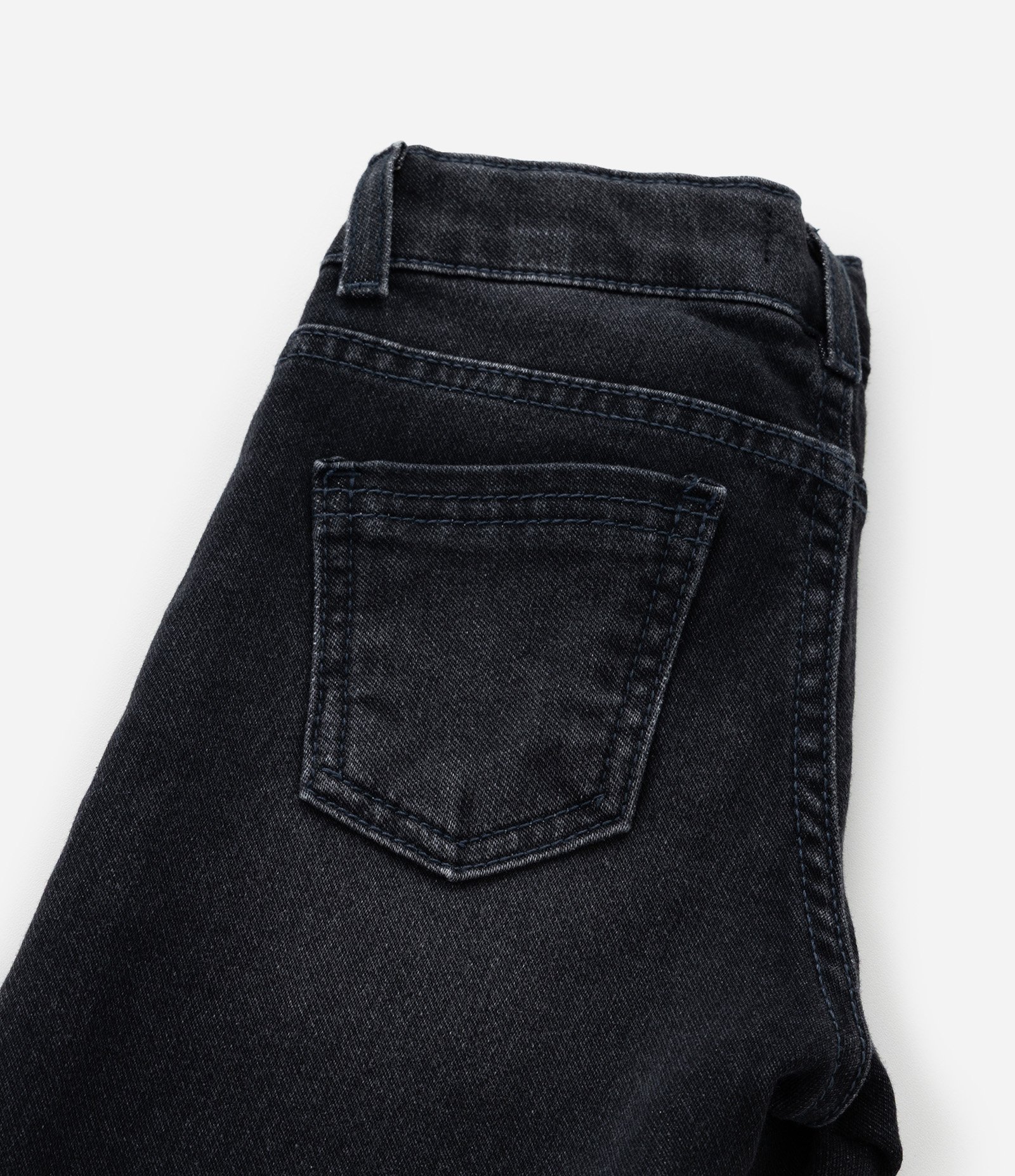 Calça Reta Infantil em Jeans com Bolsos - Tam 1 a 6 Anos Preto 3