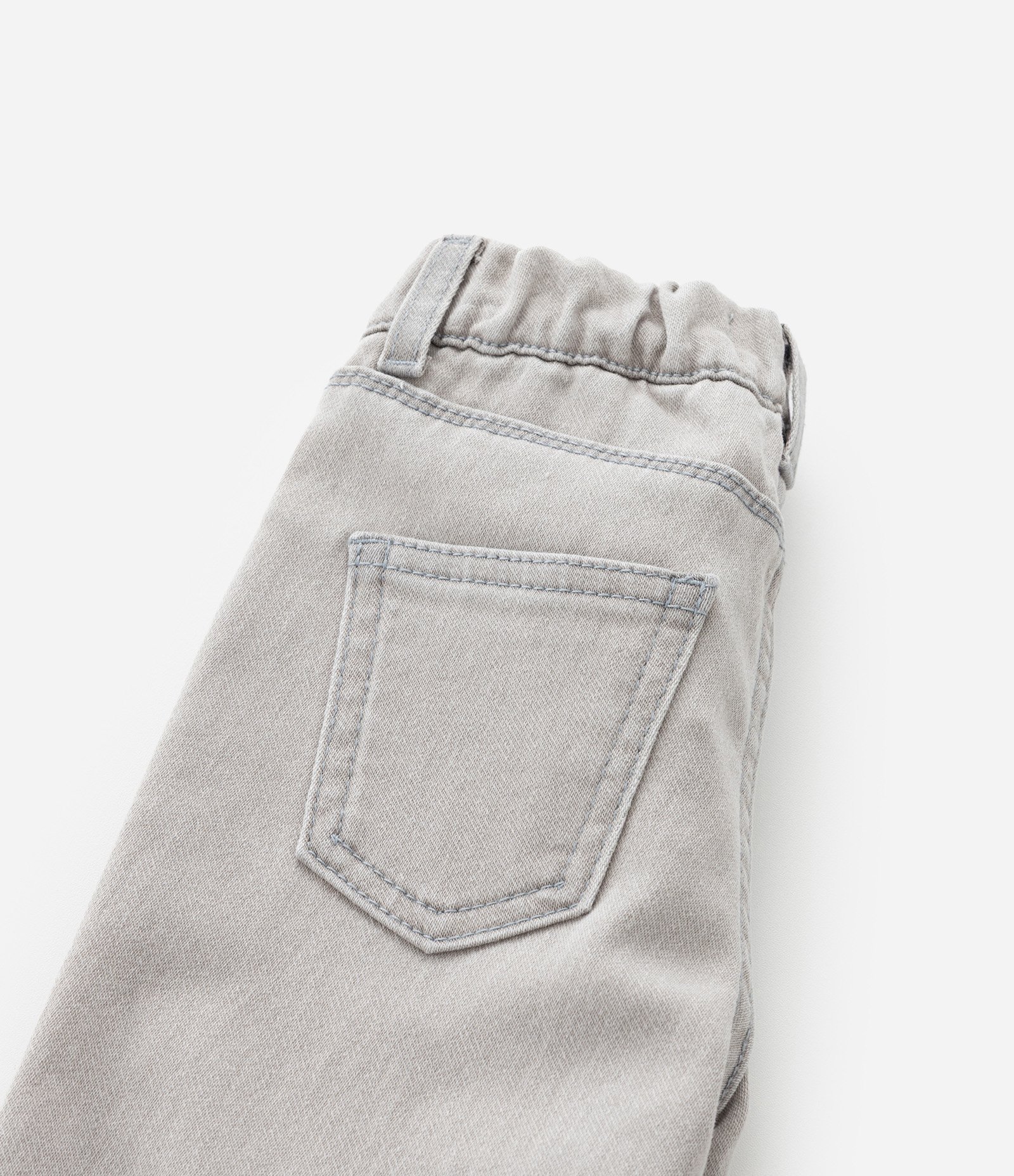 Calça Reta Infantil em Jeans -Tam 1 a 6 Anos Cinza 4