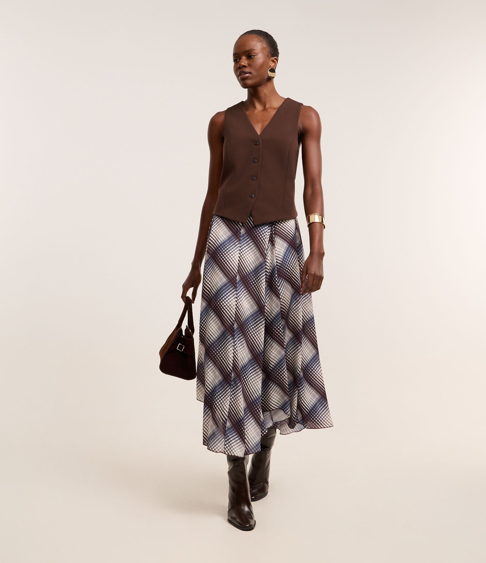 Saia Longa em Chiffon Xadrez com Efeito Degradê e Pregas Azul/Bege 5
