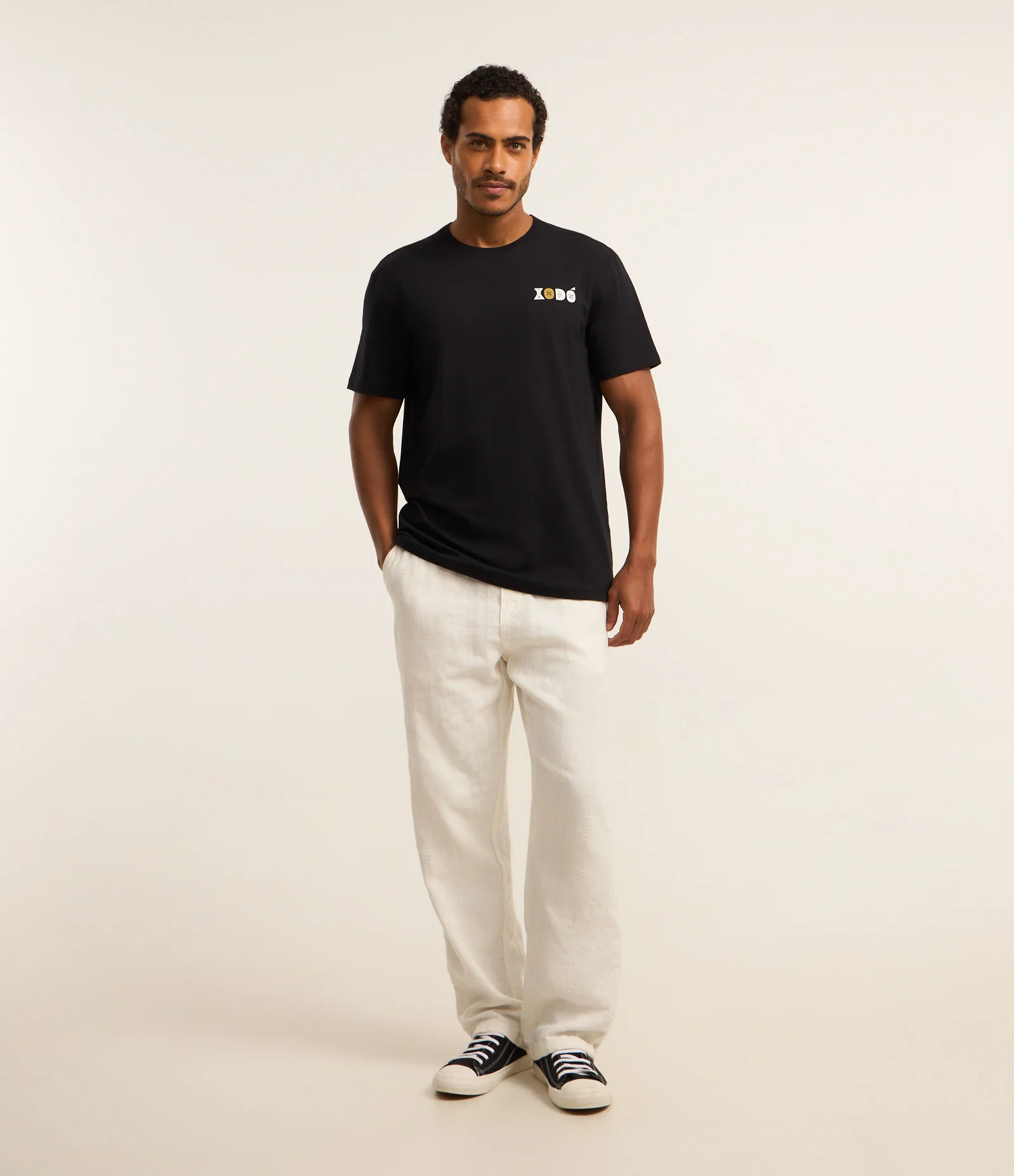 Camiseta Comfort em Algodão com Estampa Xodó Preto 2