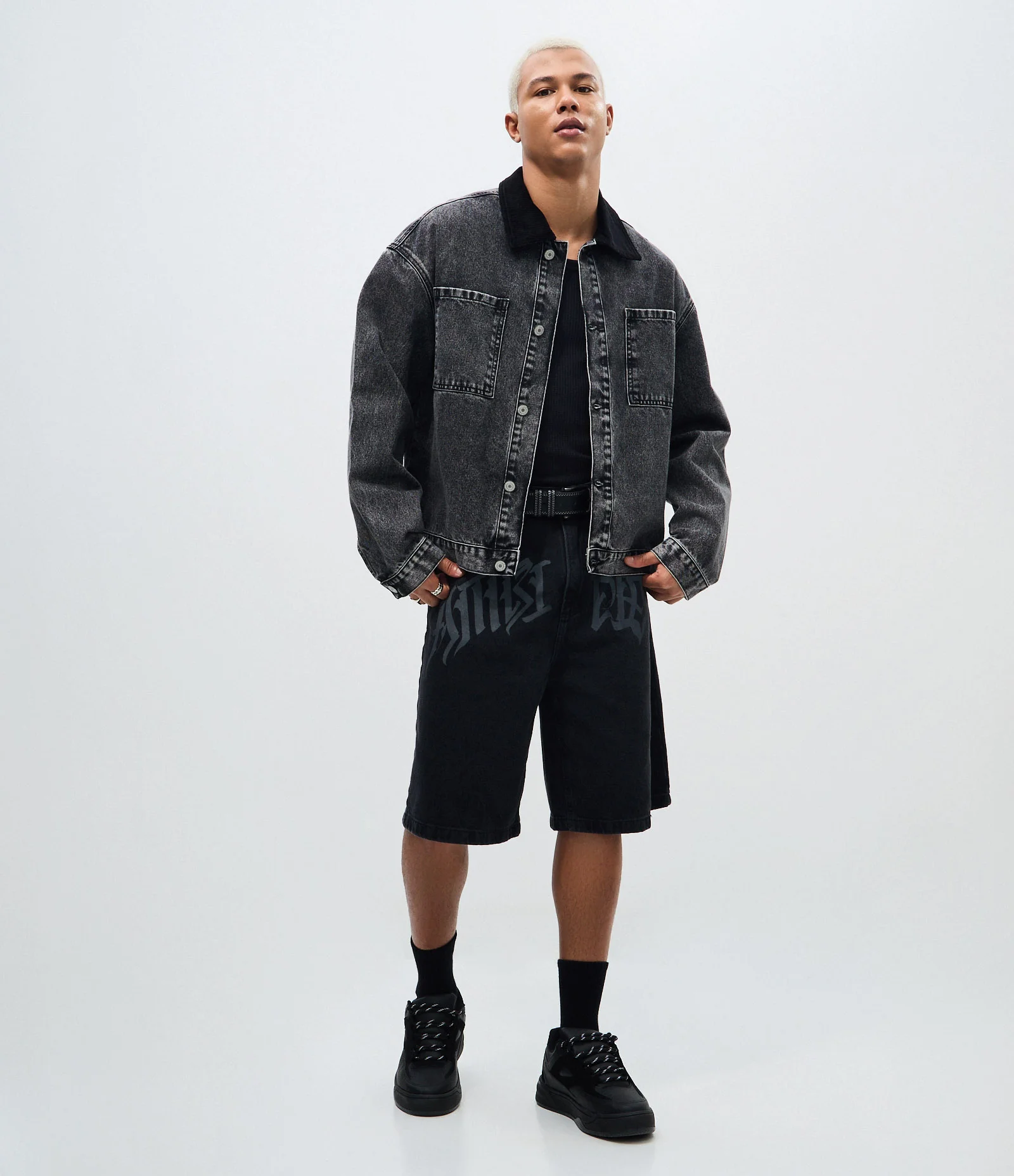 Jaqueta Trucker Boxy com Gola de Veludo Preto 2